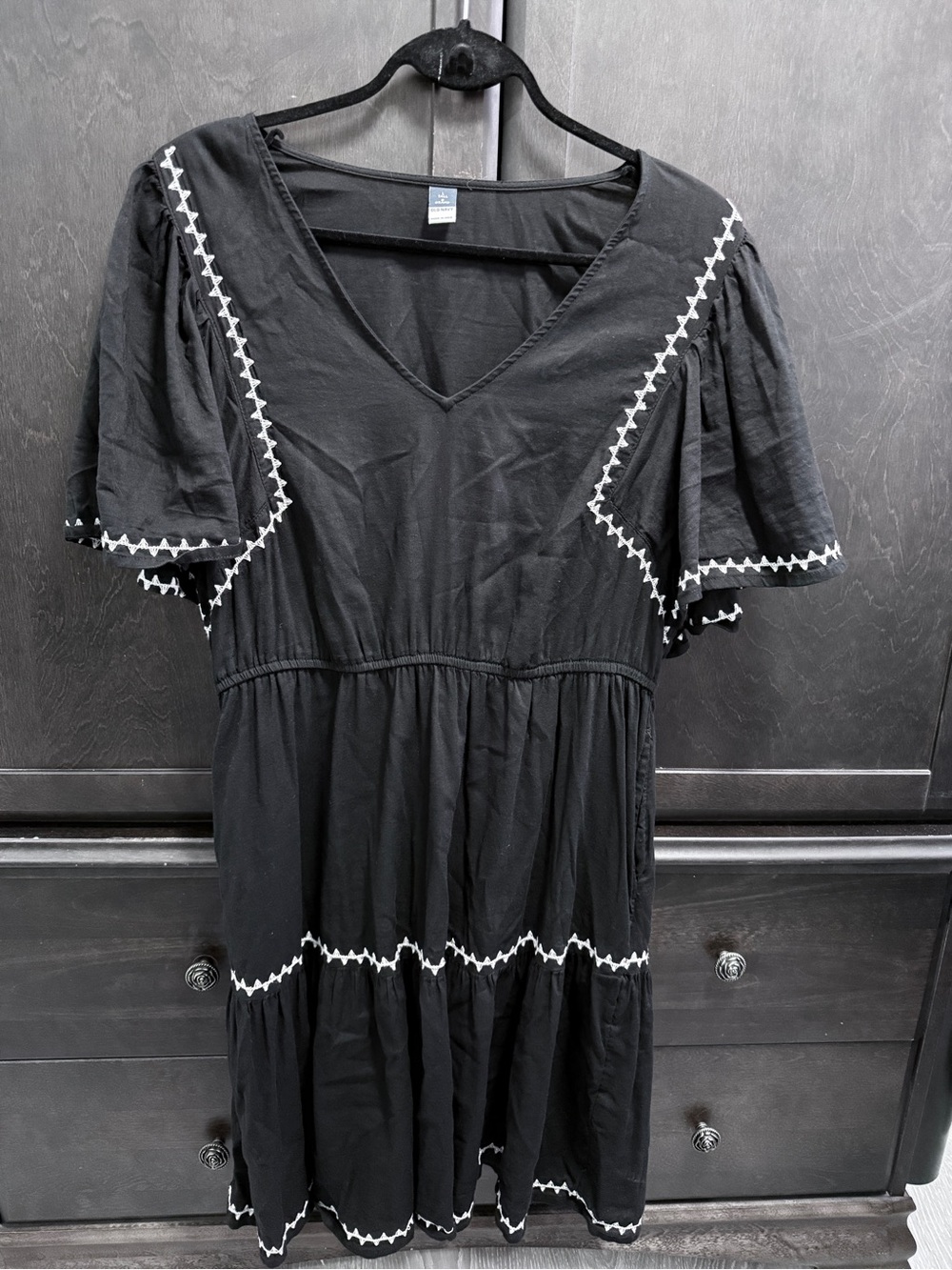 Old Navy Black Midi Dress with White Zigzag Accents Large Tall